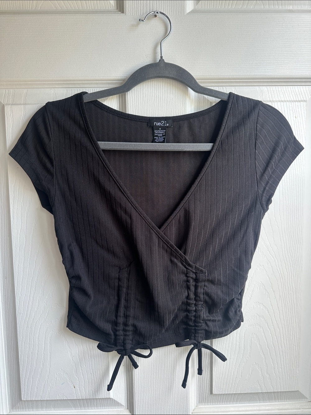rue21 Black Ribbed Short Sleeve Wrap Crop Top with Drawstring
